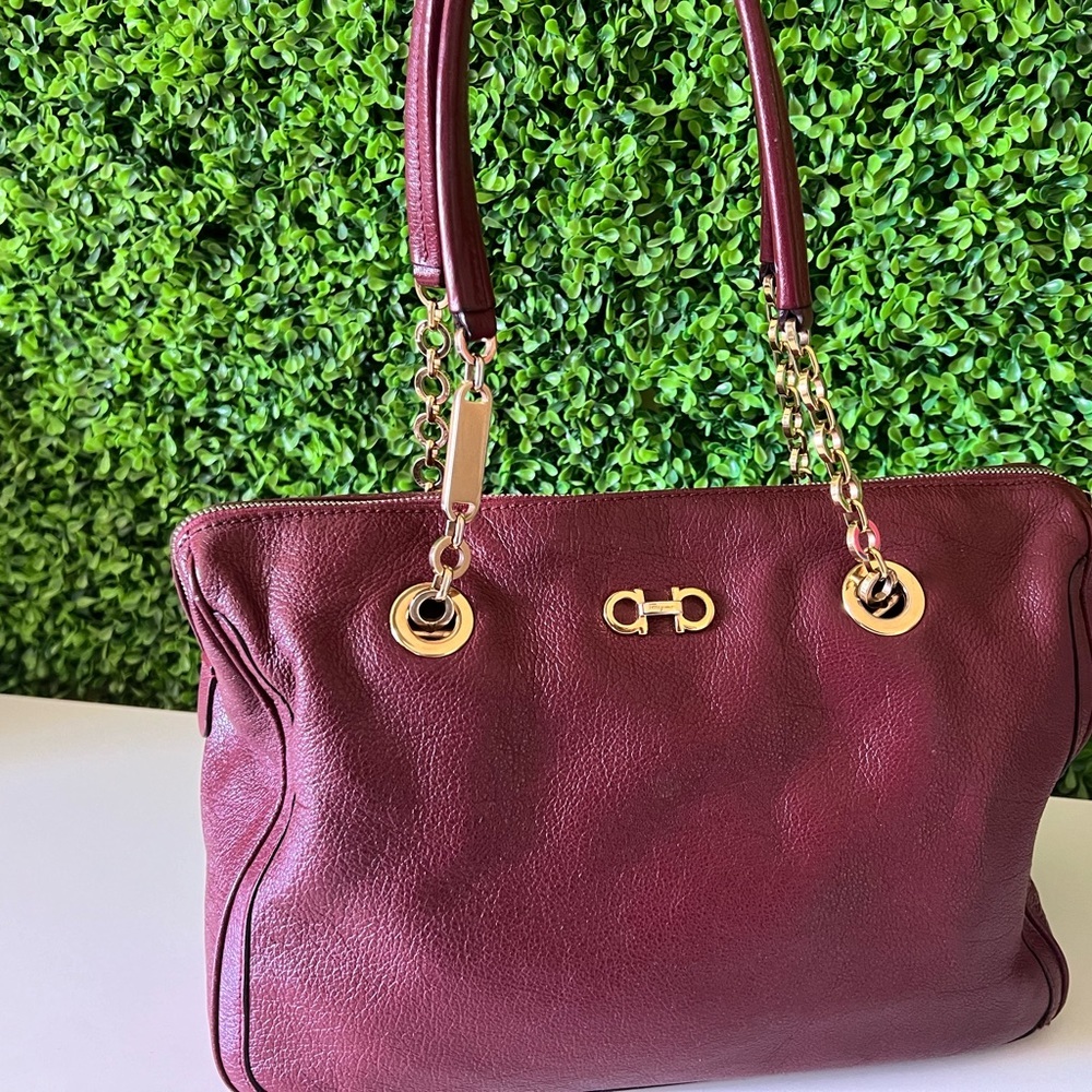 Salvatore Ferragamo Leather Shoulder Bag -
Burgundy - Picture 6 of 10